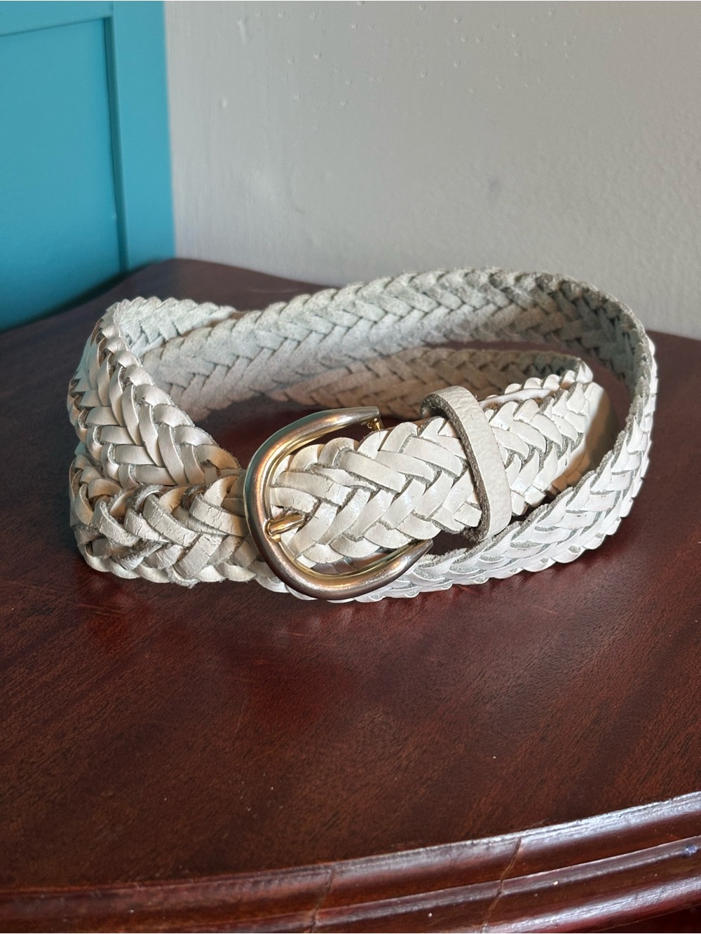 Woven White Leather Belt with Gold-Tone Buckle Size
